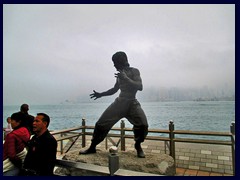 Bruce Lee statue, Avenue of the Stars. It was erected in 2005. 