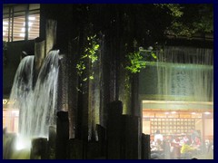 This restaurant in Nan Lian Garden is hidden behind a waterfall.