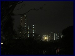 Nan Lian Garden is surrounded by residential buildings highrises, and unfortunately also  a trafficated highway.