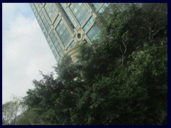 Fairmount Terrace, Repulse Bay's tallest building (123m, 30 floors).