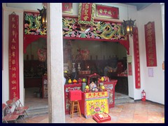 Tin Hau Temple is a small taoist temple in Stanley, built in 1767. 