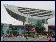 The Peak Tower opened in 1997. It is situated 396m above the sea and has 7 floors.