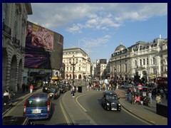 Piccadilly Circus 01 - Regent St