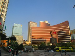 Wynn Macau Hotel Casino. The Macau branch of this 5-star Vegas hotel offers not only casino but restaurants, a luxury shopping center, spa, and a "Performance Lake". It opened in 2006 and has 1014 rooms. The buildings are in bronze glass.