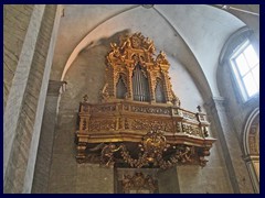 Organ, San Pietro in Vincoli (St Peter in Chains).