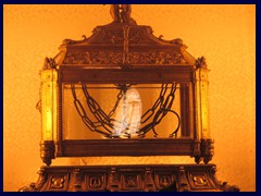 Reliquary with the chains of St Peter, San Pietro in Vincoli Church.