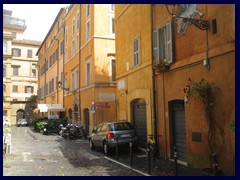 Between Piazza Navona and the East bank of the Tiber.