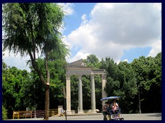 Tempio di Annia Faustina e Cerere, Villa Borghese 