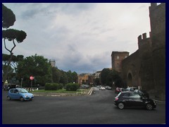 Porta Pinciana, an Aurelian Wall gate from Pincio Park to Via Veneto.