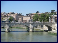 Ponte Vittorio Emanuele II seen from Ponte Sant'Angelo.