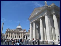 St Peter's Square (Piazza San Pietro) is the circular square in front of St Peter's Basilica. The Tuscan colonnades, arcades with rows of columns on both sides are the borders between Vatican City and Italy. They were designed by Gian Lorenzo Bernini. An Egyptian obelsik from the Circus of Nero was erecetd at the center of the square in 1586. Two fountains, designed by Bernini and Carlo Maderno, where placed on the square in the 1600s.