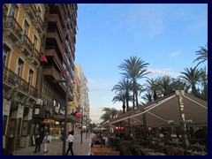 Alicante City Centre 062 - Along La Explanada