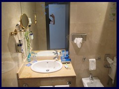 Tryp Gran Sol Hotel 10  -  bathroom