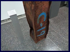 Haus der Geschichte 091 - Parts of demolished WTC from 9/11