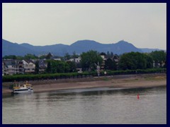 Rhein, riverview 12 - Beuel