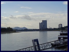 Rhein, riverview 27