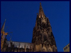Cologne Cathedral after dark 6