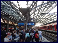 Hauptbahnhof Köln 6
