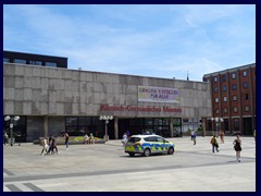 Roman-German Museum, Roncalliplatz