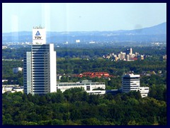 Cologne Triangle and its views  40