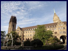 Rathaus (Town Hall) and Salvatorkirche (Church of Our Saviour) 04