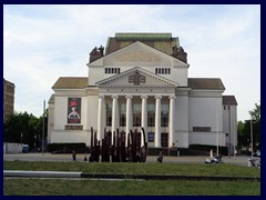 Theater Duisburg 1
