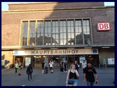 Hauptbahnhof (Central Station)