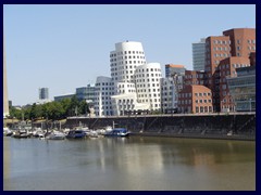 Medienhafen 42