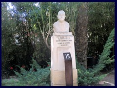 Huerto del Cura 18 - Statue of Juan Orts Román, expert and owner of  this huerto from 1940-58.