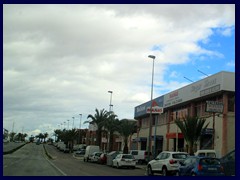 Elche outskirts 04  - retail area