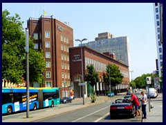 Willy-Brandt-Platz 2