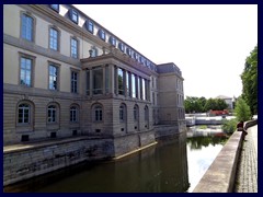  Leine river, Landestag Nieder-Sachsen