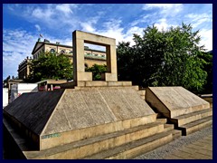 Jewish Monument, Opernplatz