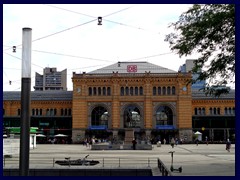 Hauptbahnhof (Central Station) 05