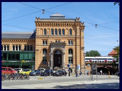 Hauptbahnhof (Central Station) 06