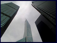 Skyscrapers at Statue Square near Garden Road, from the left: Cheung King Centre, Bank of China Tower, Citibank Plaza.