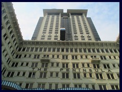 The Peninsula Hotel, situated at the junction Nathan Rd/Salisbury Rd, is one of Hong Kong's oldest and most famous luxury hotels. The hotel was featured in a James Bond movie.