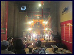 Man Mo Temple, interior