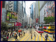 Hennessy Road,  Causeway Bay, Wan Chai. An area that reminds of Tokyo.