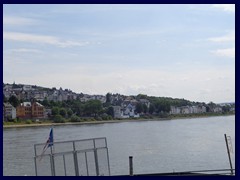 Rhine riverfront, Mitte 05