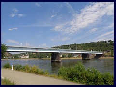 Konrad-Adenauer-Ufer, Pfaffendorfer Brücke