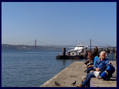 Av. Ribeira das Naus 03