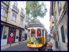 Alfama 03