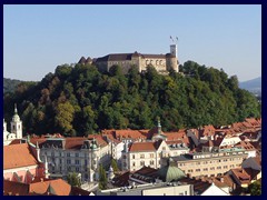 Nebotičnik - Skyscraper and its views 07 - Ljubljana Castle, Old Town