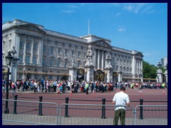 Buckingham Palace 2006 01