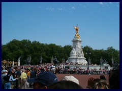 Buckingham Palace guards 2006 01