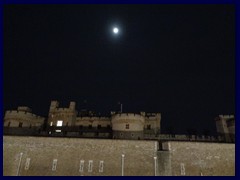 The Tower of London and the fullmoon