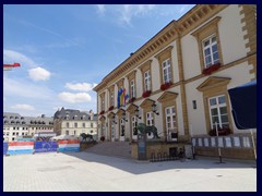 Place Guillaume II 12 - Hotel de Ville