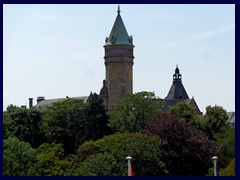 Place de la Constitution, Pont Adolphe 13