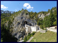 Predjama Castle